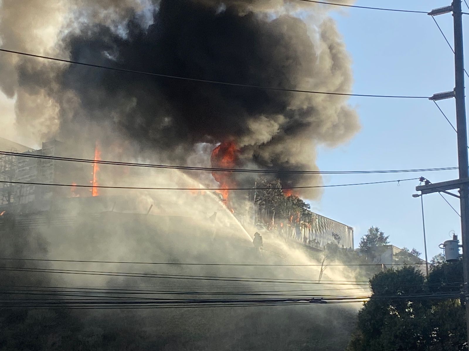 Incendio en Parque Industrial Pacífico