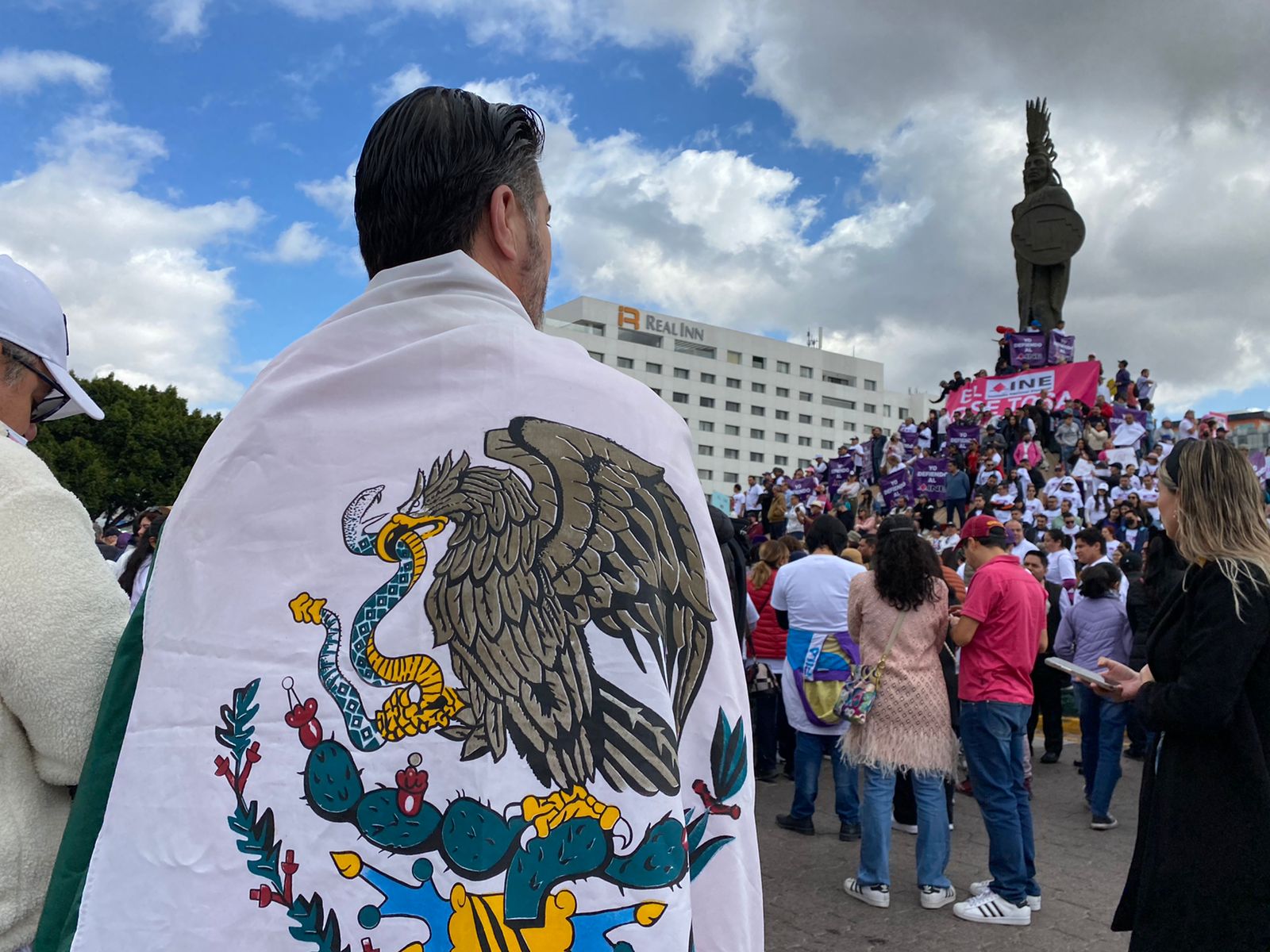 Protestan en contra del INEC