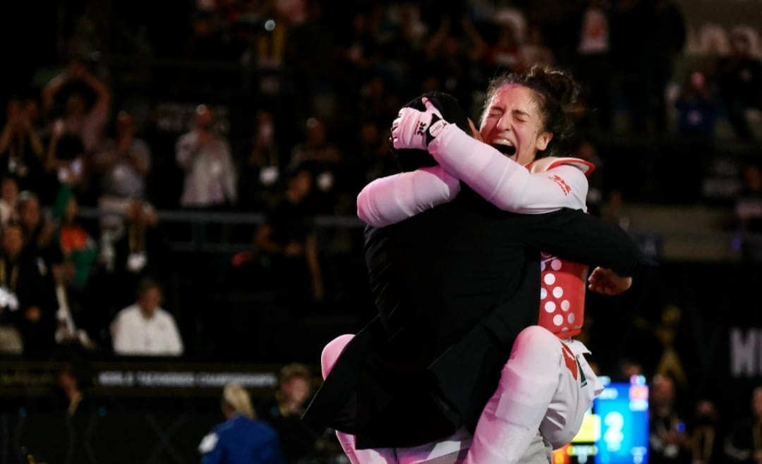 Daniela Souza gana oro en el Campeonato Mundial de Taekwondo