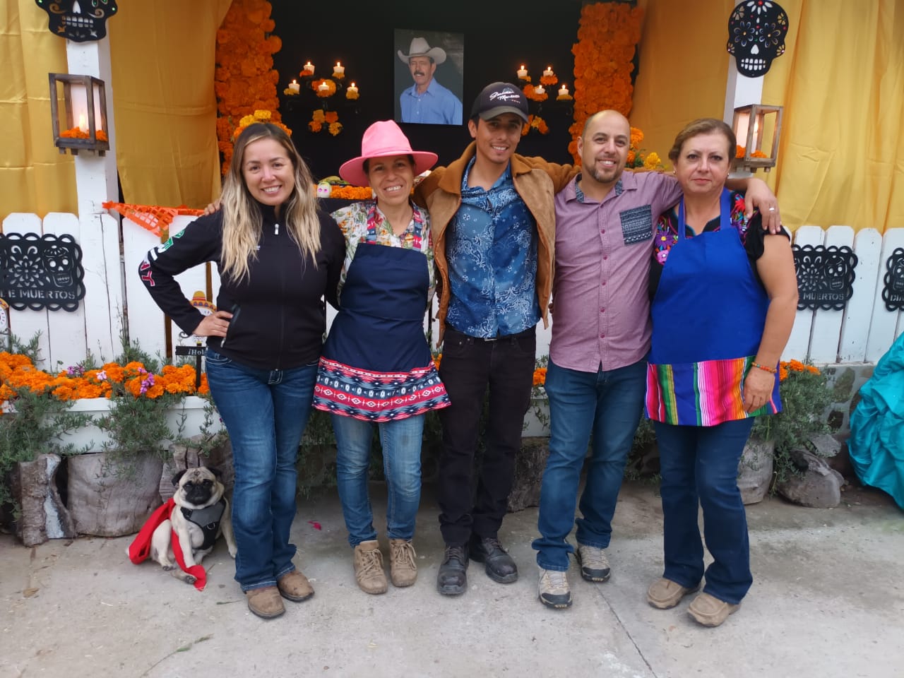 Organizadores del evento Anel Alvarez, Leticia Nuño, Carlos Delgato, Oscar Trujillo