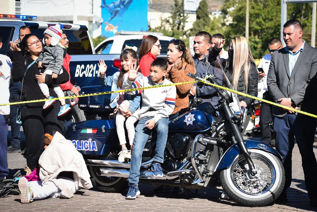 Desfile Cívico en conmemoración de la Revolución Mexicana