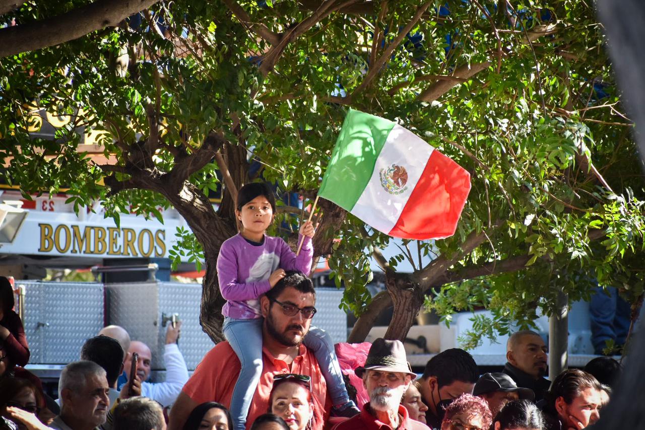 Desfile Cívico en conmemoración de la Revolución Mexicana