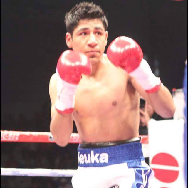 Felipe Salguero arriba del ring