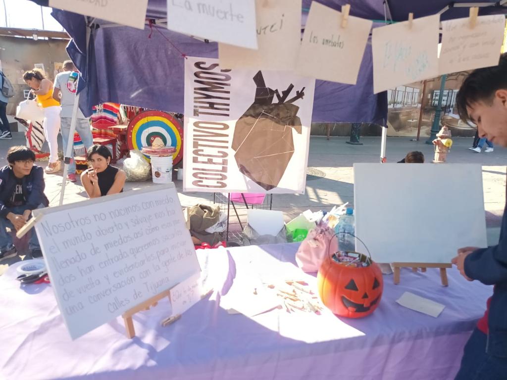 Montaron un llamativo stand