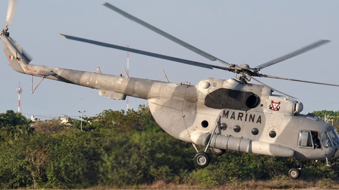 Helicóptero de la Marina se desploma en Jalisco; hay tres lesionados