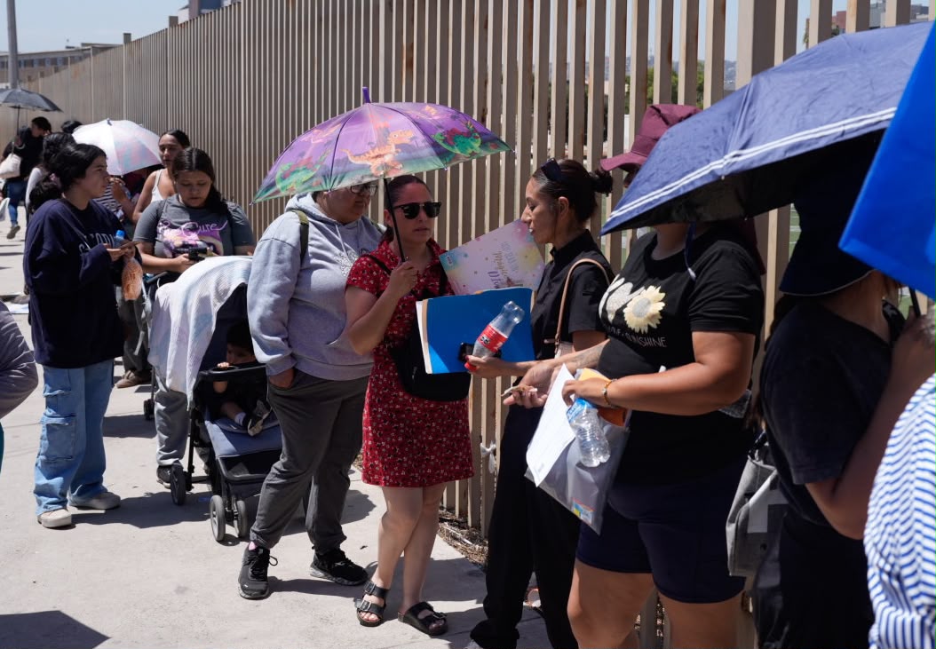 Con alta afluencia, concluye el registro de la Tarjeta Violeta en Baja California