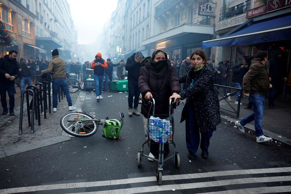 [VÍDEO] Tiroteo en París deja tres muertos y varios heridos