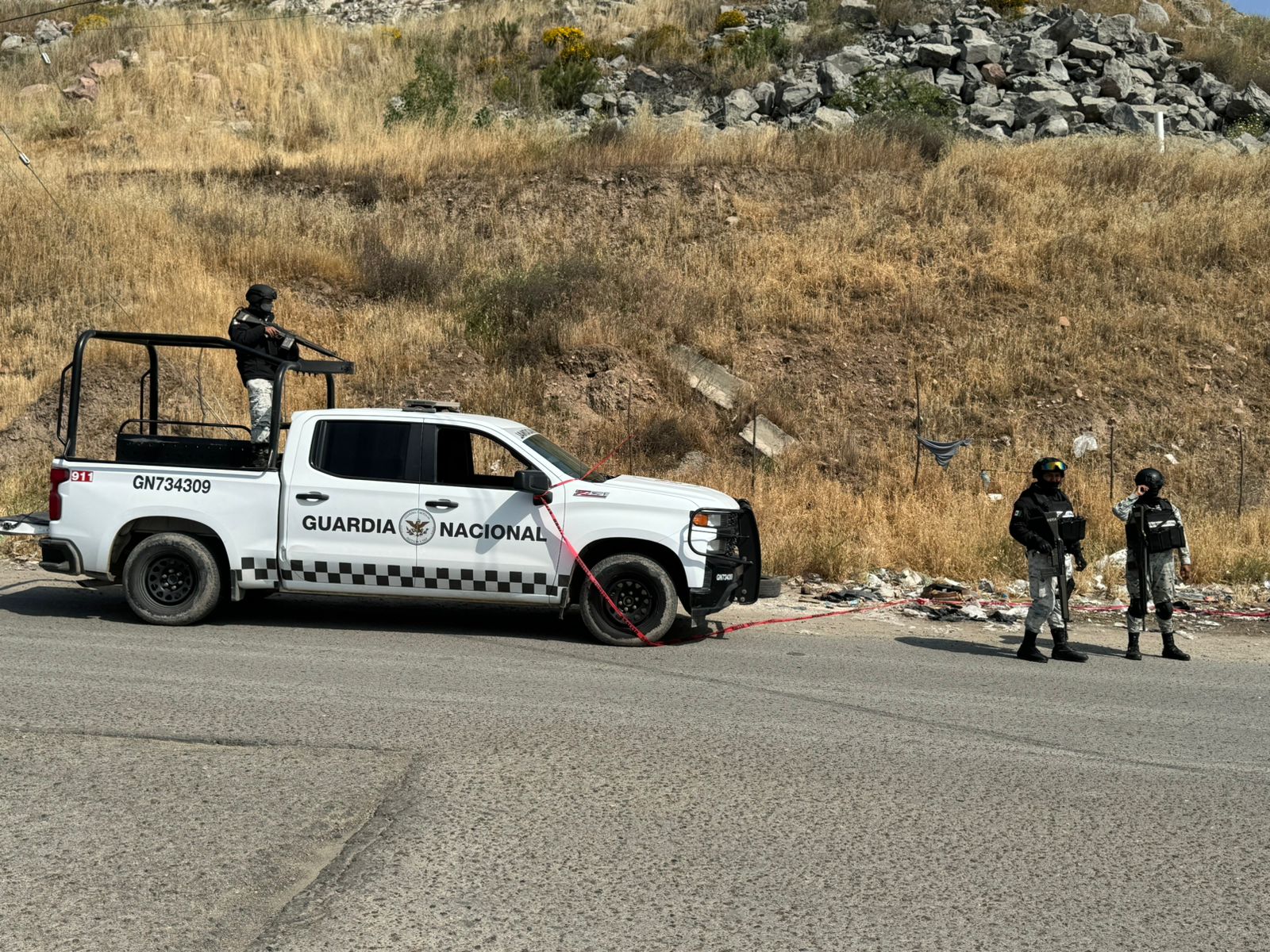 [VIDEO] Encuentran encobijado cerca del Cerro de las Abejas