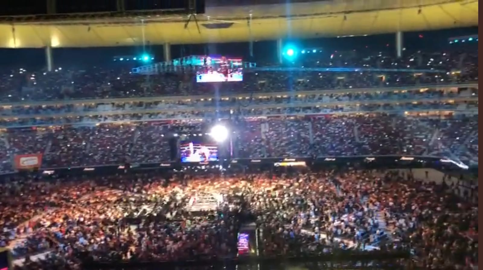 Estadio Akron lleno para pelea del Canelo IFOTO: Cortesía