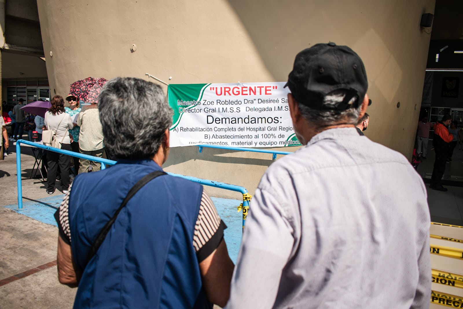 Protestan en clínica 20 del IMSS por desabasto y mal servicio