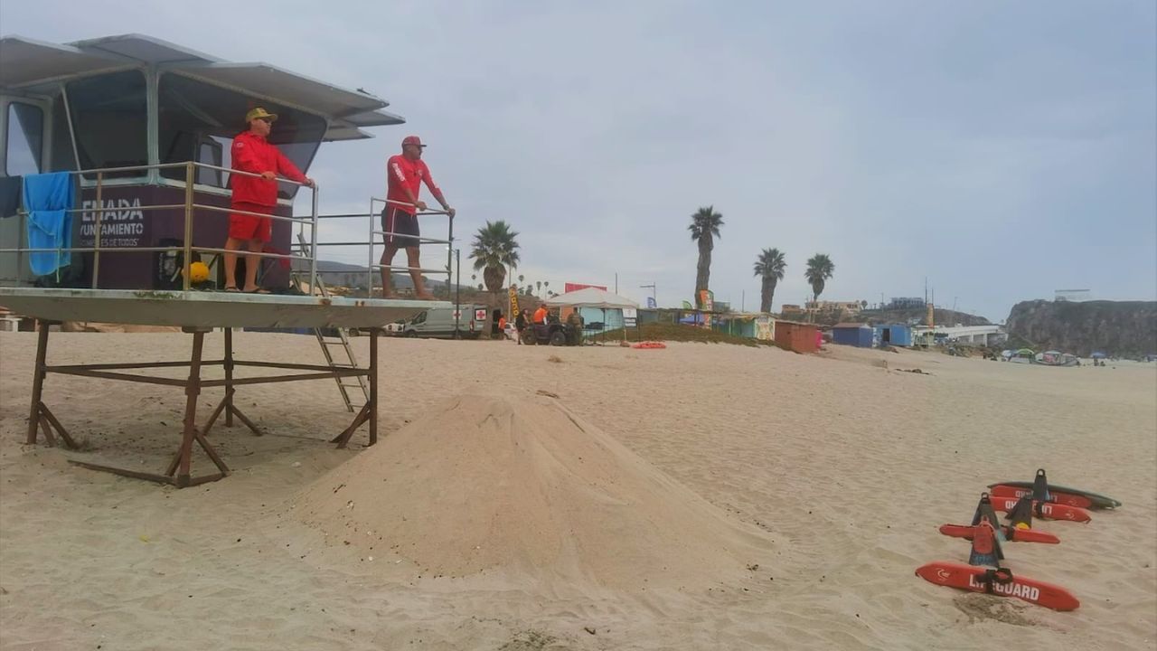 ENSENADA: Muere joven ahogado en Playa Hermosa; rescatan a tres más en La Misión