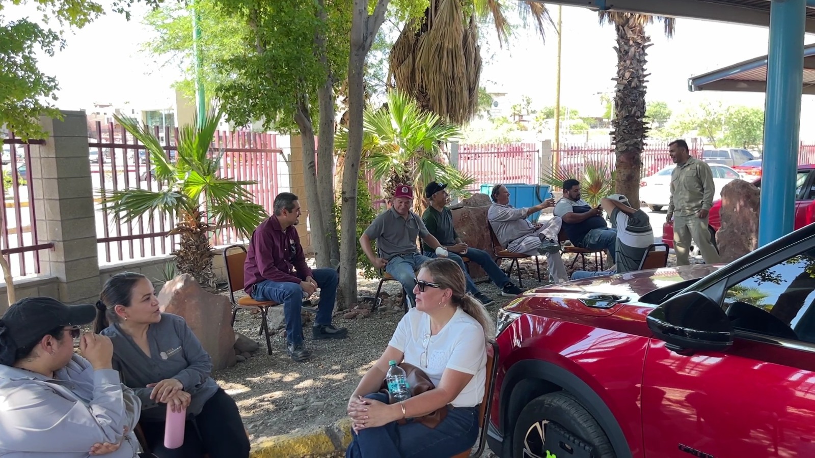 MEXICALI: Trabajadores de la Comisión Estatal de Agua realizan paro por homologación de horario
