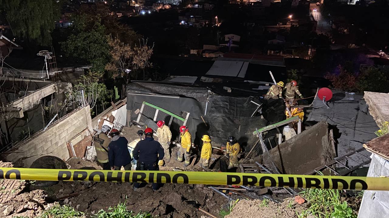 [VÍDEO] Pareja sepultada por una barda en Camino Verde: Tijuana