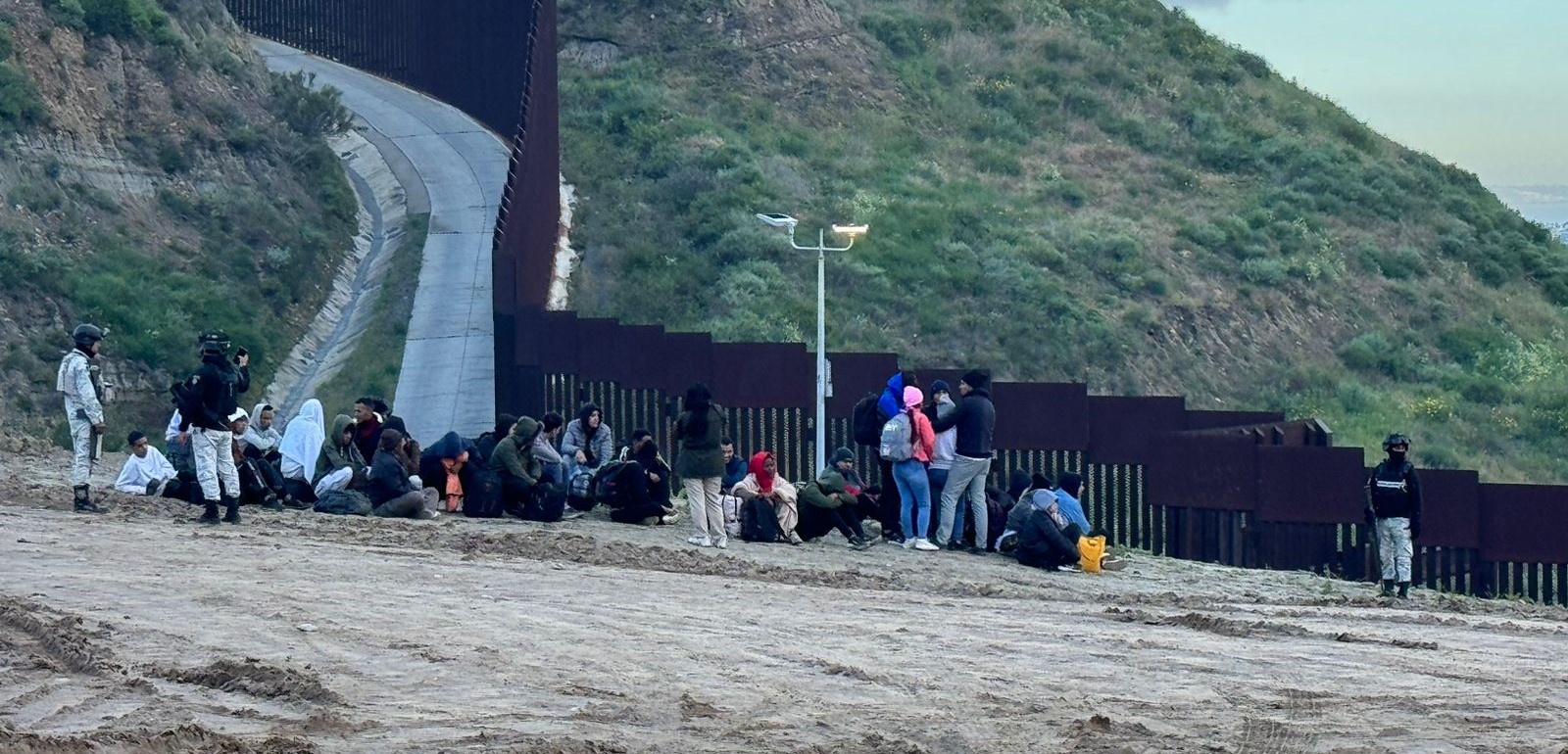 [VIDEO] Detienen a 40 migrantes intentado cruzar la frontera TJ-EUA
