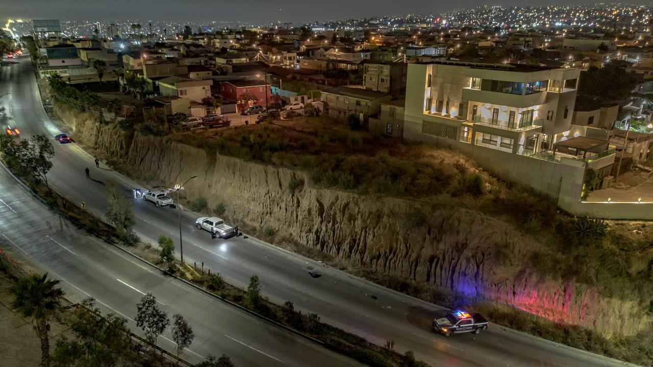 [CONTENIDO SENSIBLE] Hallan un cuerpo al interior de un tambo en Playas de Tijuana