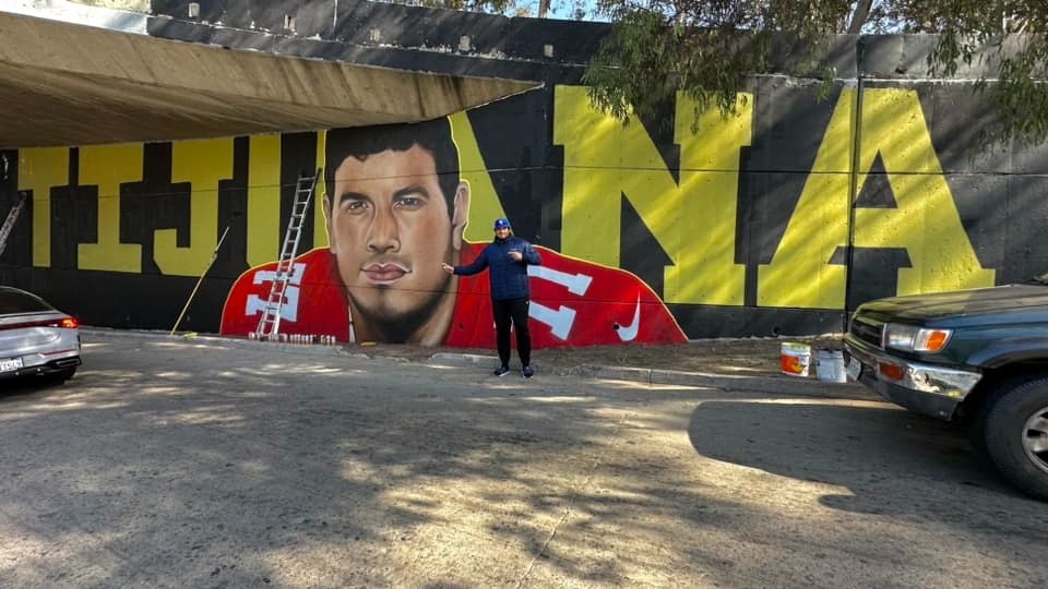 Realizan mural para jugador tijuanense de los 49ers San Francisco