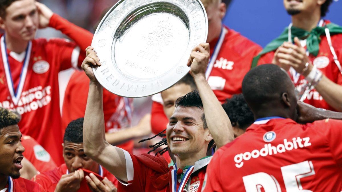 “Chuky” Lozano se corona en la Liga Eredivisie con PSV