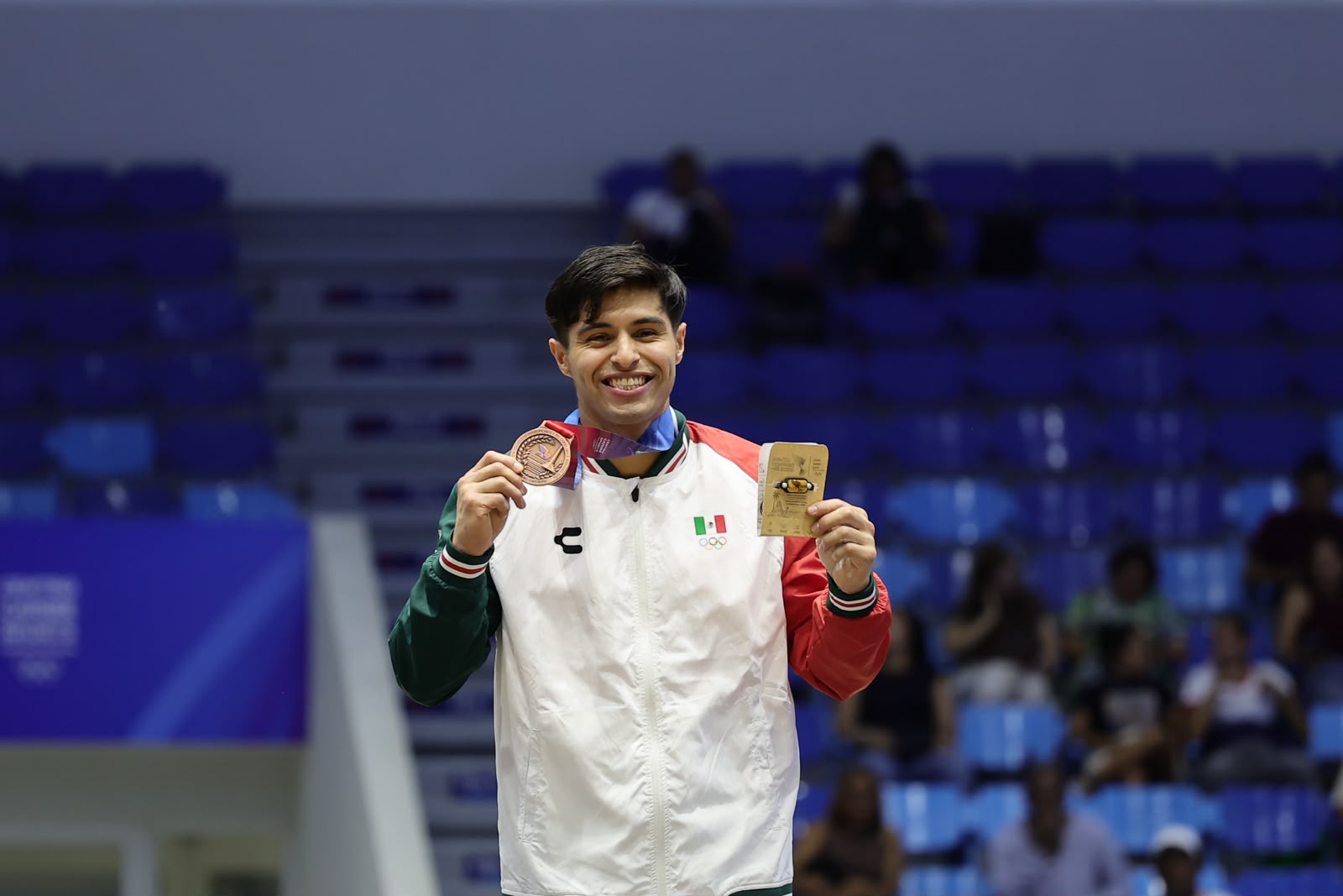 Isaac Núñez gana bronce para México en gimnasia de Santo Domingo 2026