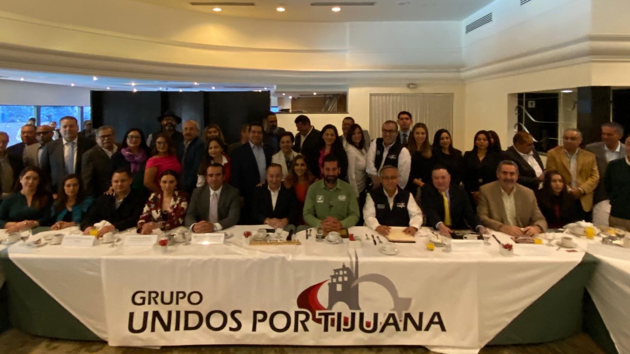 Candidatos a senadores de MC, PAN y PVEM se reúnen con el grupo Unidos por Tijuana