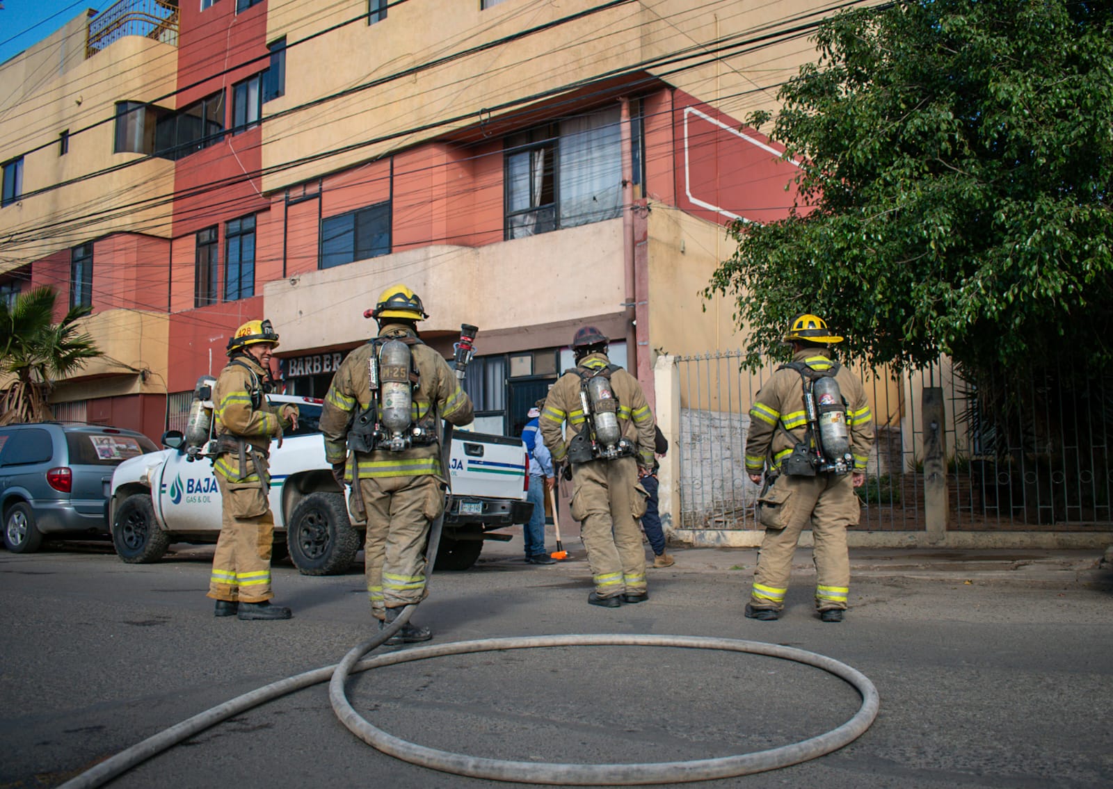 [VIDEO+GALERIA] Registran fuga de gas en Calle Primera