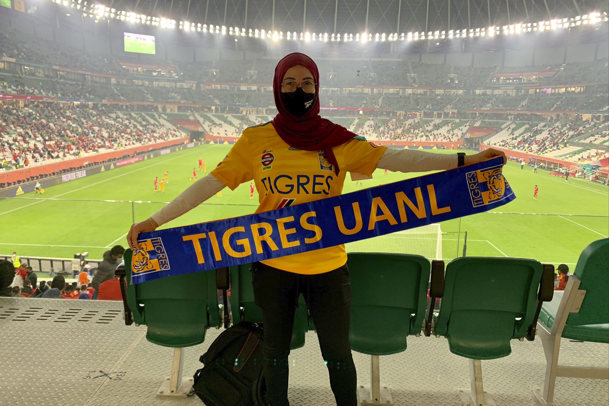 La mexicana Paola Schietekat, en un partido de fútbol en Qatar.