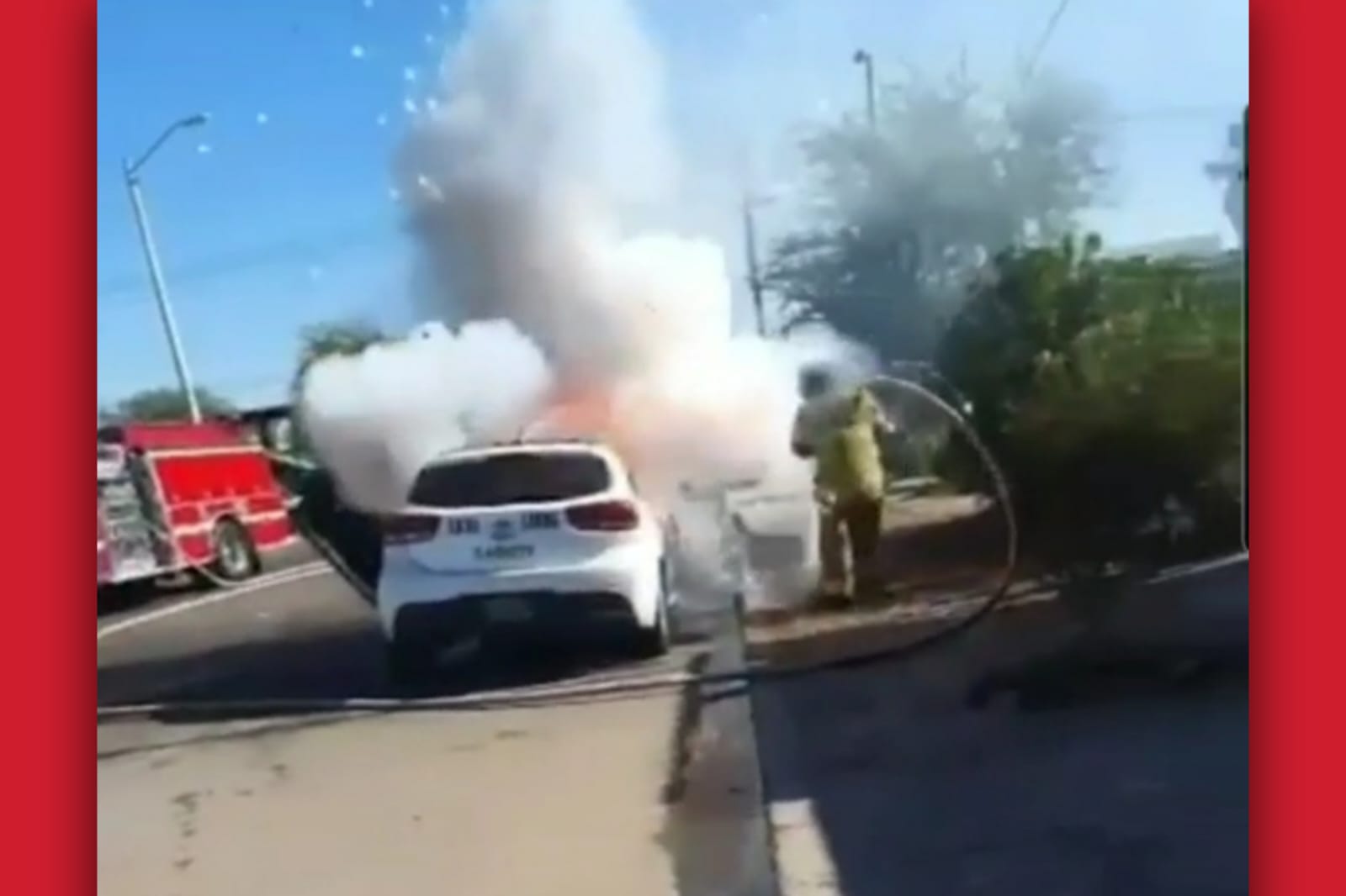 [VÍDEO IMÁGENES FUERTES] Le estalló vidrio a Bombero