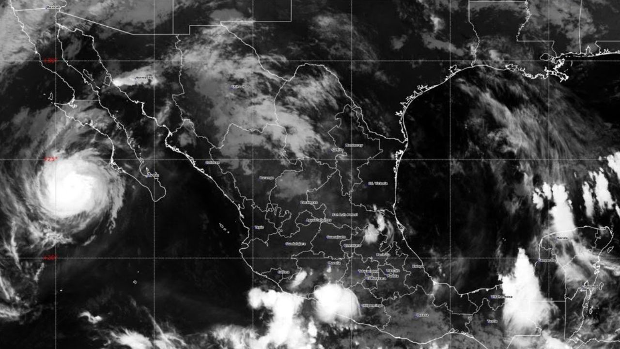 Mantiene Huracán Polo categoría 3 y provoca lluvias muy fuertes en Baja California Sur