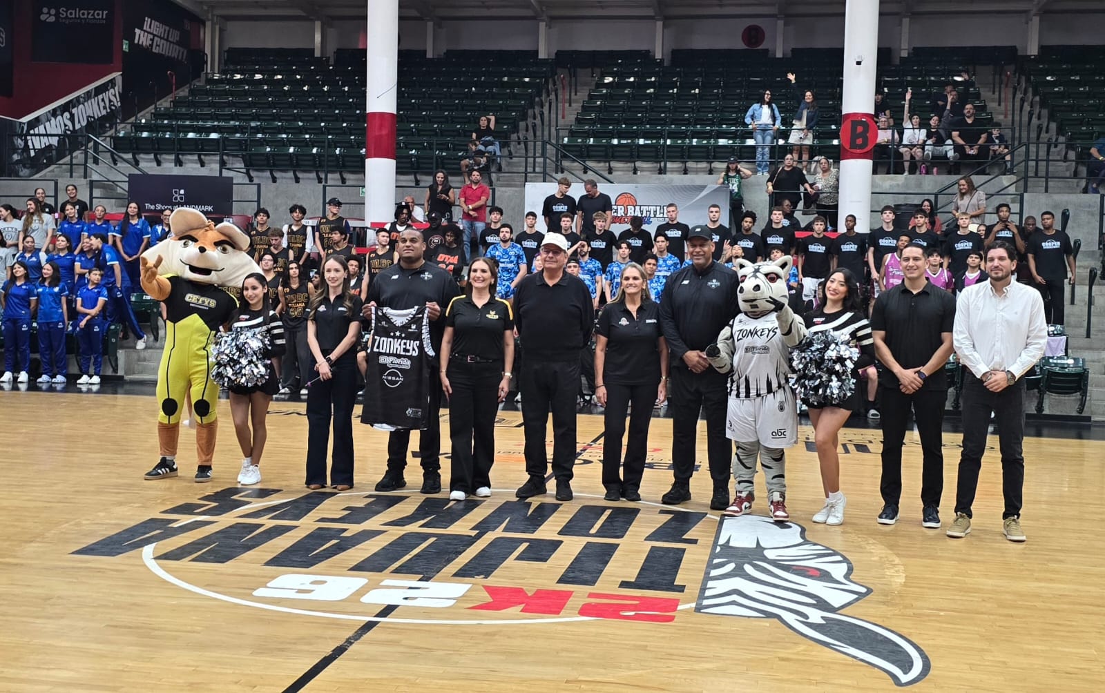 Inauguran Border Battle en la Arena Zonkeys
