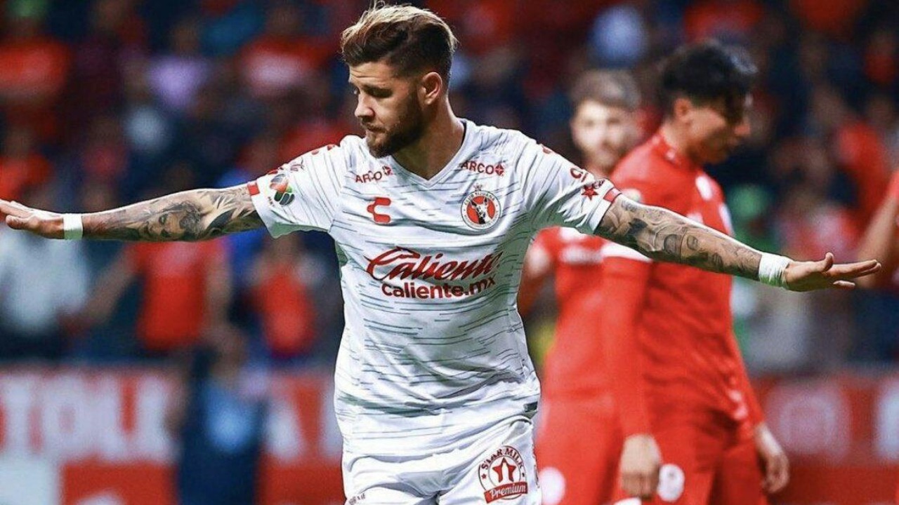 Manda Xolos a Miguel Barbierie a Gallos Blancos