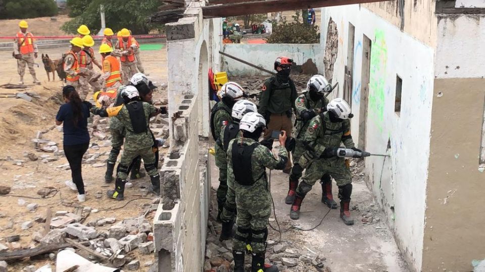 [VIDEO y GALERÍA] Se preparan militares para mega terremoto en la región