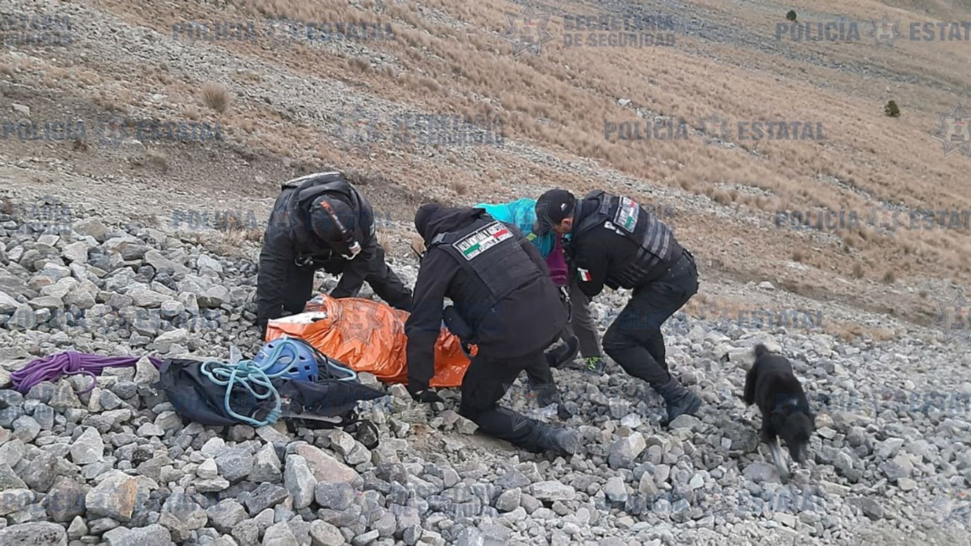 Rescatan a dos mujeres en el Nevado de Toluca