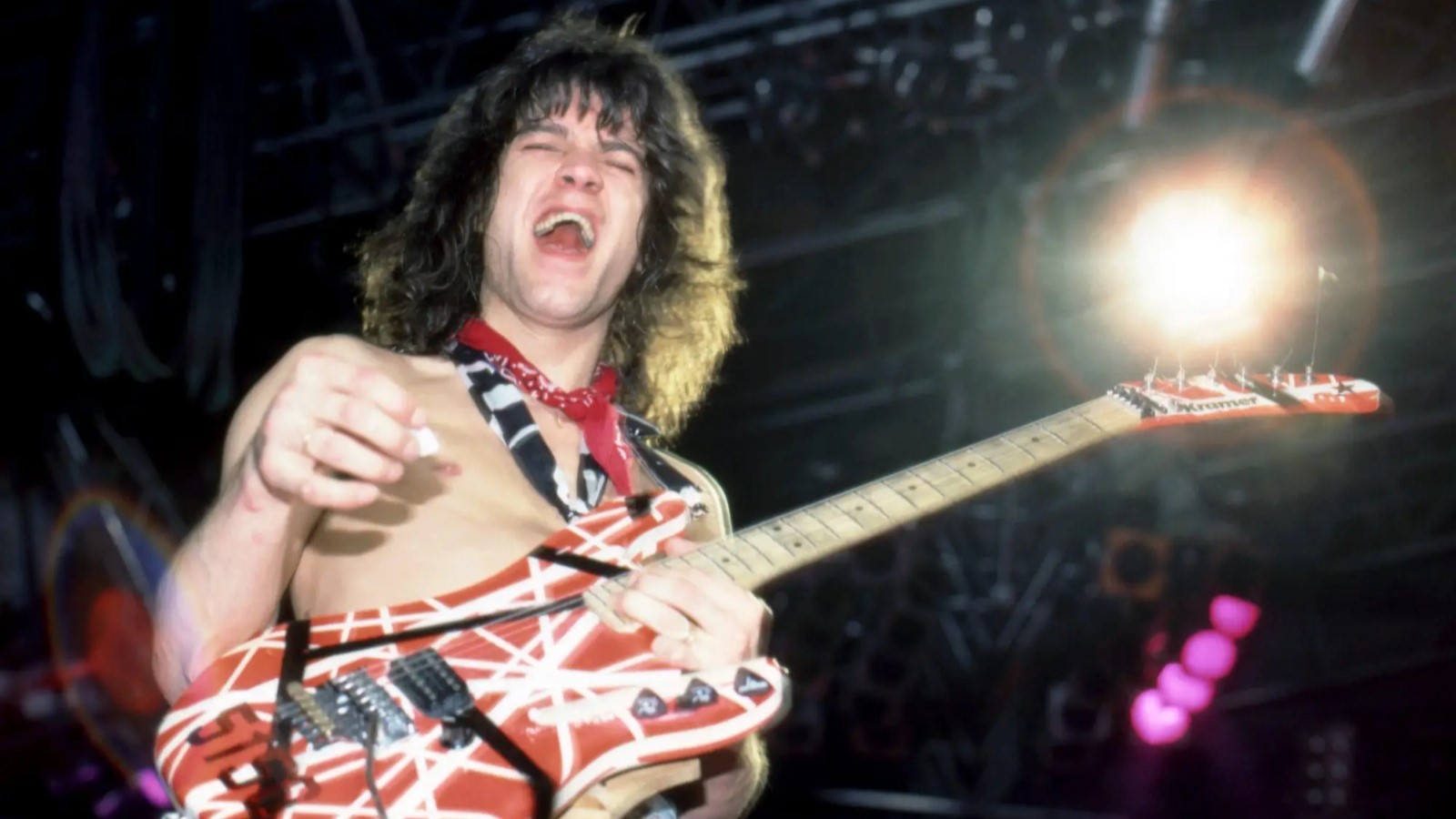 Venden en millones la famosa guitarra de Van Halen IFOTO: Cortesía