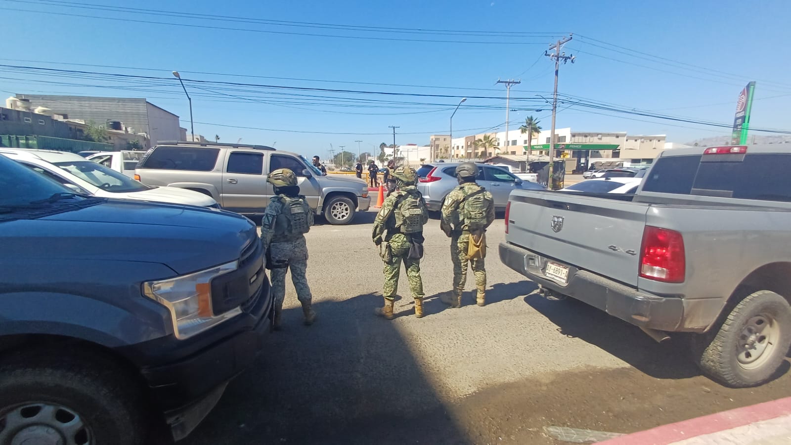 ENSENADA: Detienen a jefe de Asuntos Internos de Sindicatura con pick up robado en San Diego