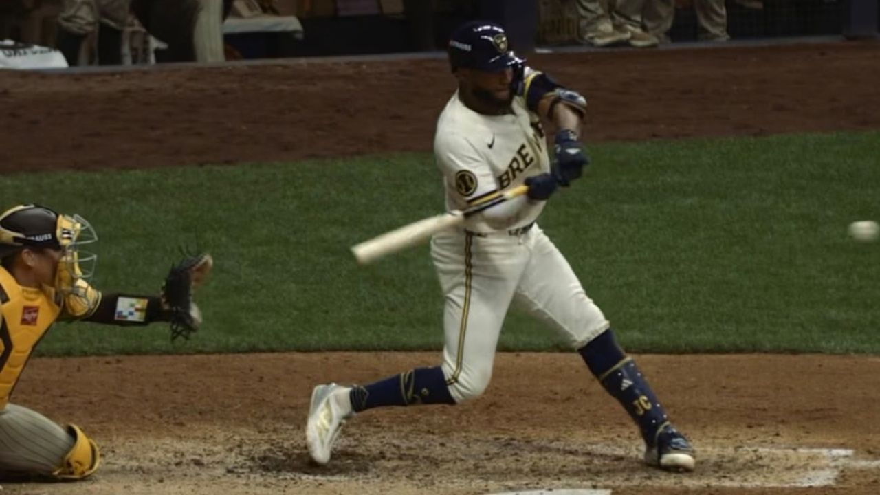 Padres quedan tendidos y queda a uno de ser eliminados