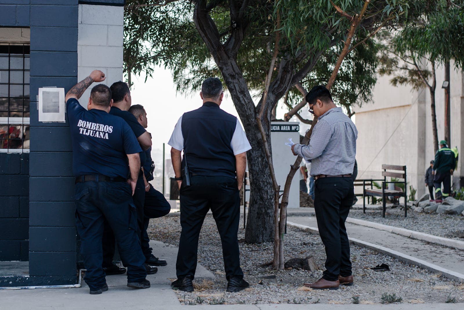 Denuncian vecinos de la Col. Cacho destrucción de parque para estación de bomberos