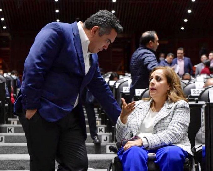 Alejandro Moreno, presidente del PRI, y la diputada Yolanda de la Torre. Foto: Yolanda de la Torre/Twitter