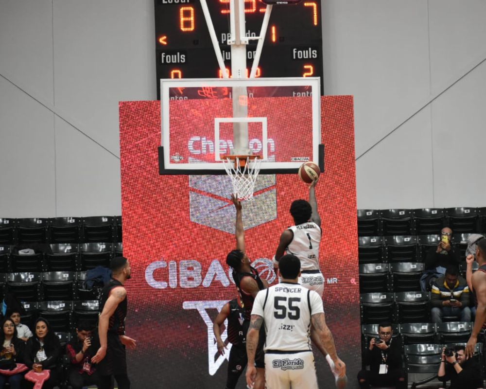 [GALERÍA] Cae Zonkeys ante Ostiones en el Auditorio Zonkeys