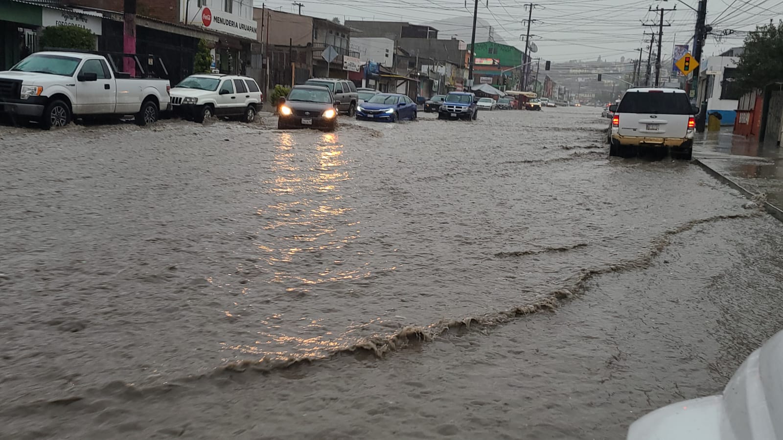 Van 65 incidentes por lluvias en Tijuana