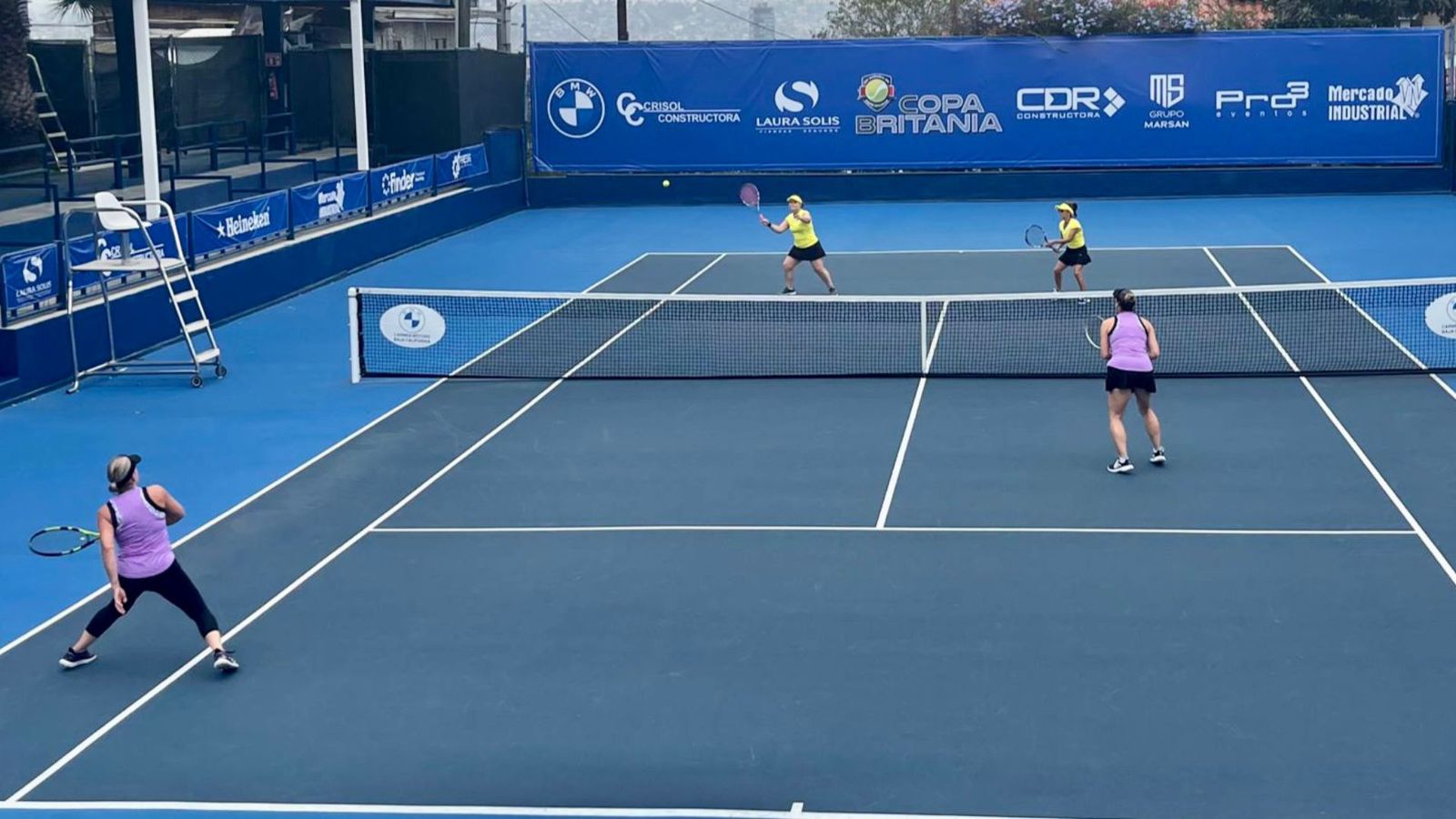 Las capitanas de la Liga de Tenis Femenil de Tijuana.         Foto: Baja News MX