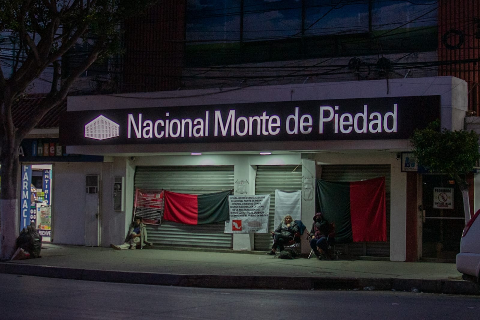 Continua la huelga de trabajadores de Monte de piedad: Tijuana