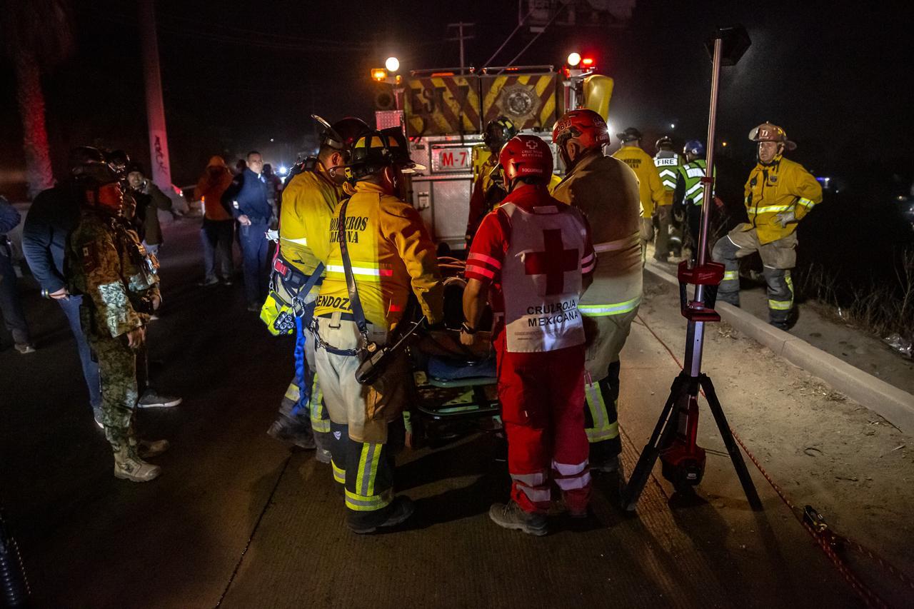 Bomberos de Tijuana atendieron 56 emergencias en las primeras horas del año