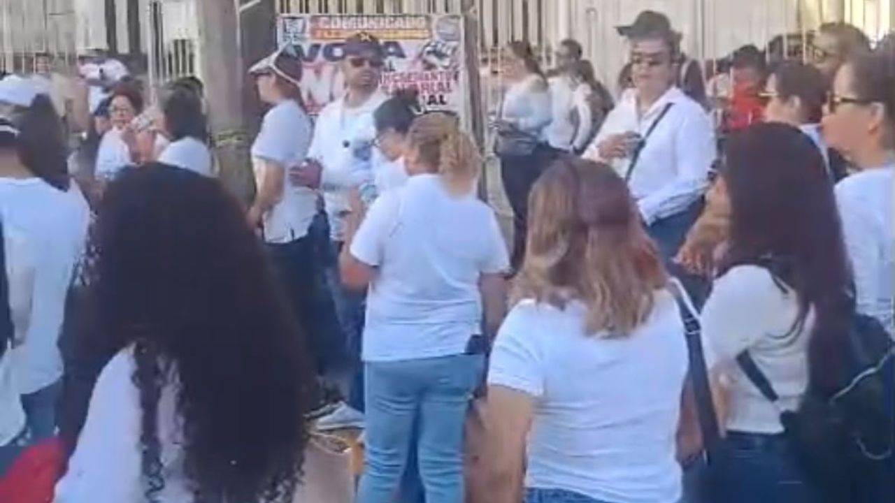 Trabajadores del IMSS en Durango se suman a protesta nacional contra dirigencia sindical