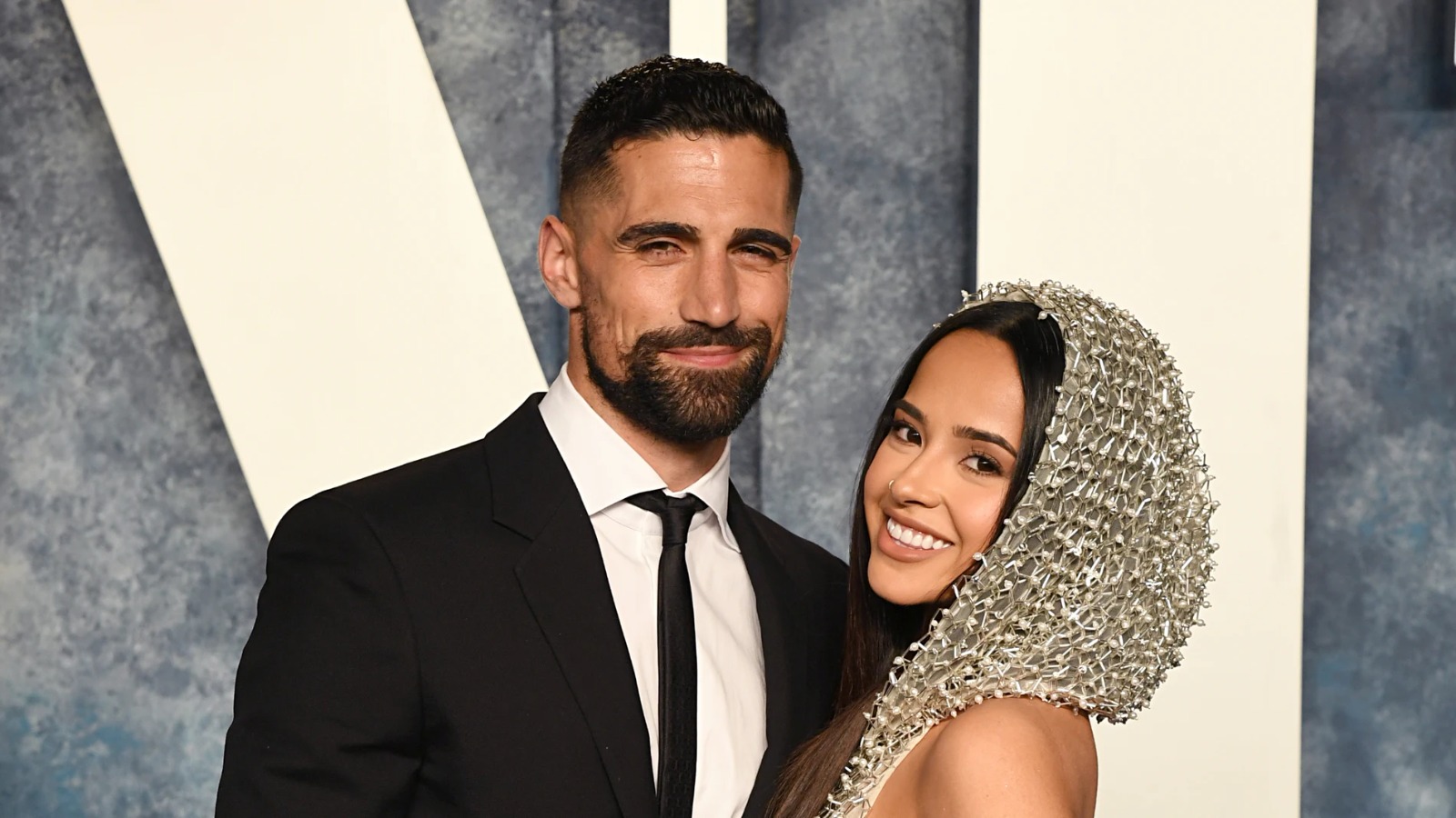 Becky G y Sebastian Lletget regresan tras infidelidad