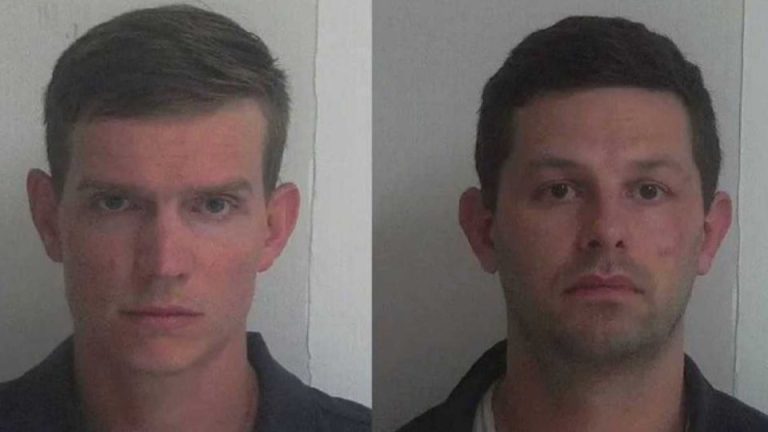 El medio Townhall reveló que William Dale Zulock, de 33 años, y Zachary Jacoby Zulock, de 35, supuestamente usaron las redes sociales para prostituir a sus dos hijos de primaria.