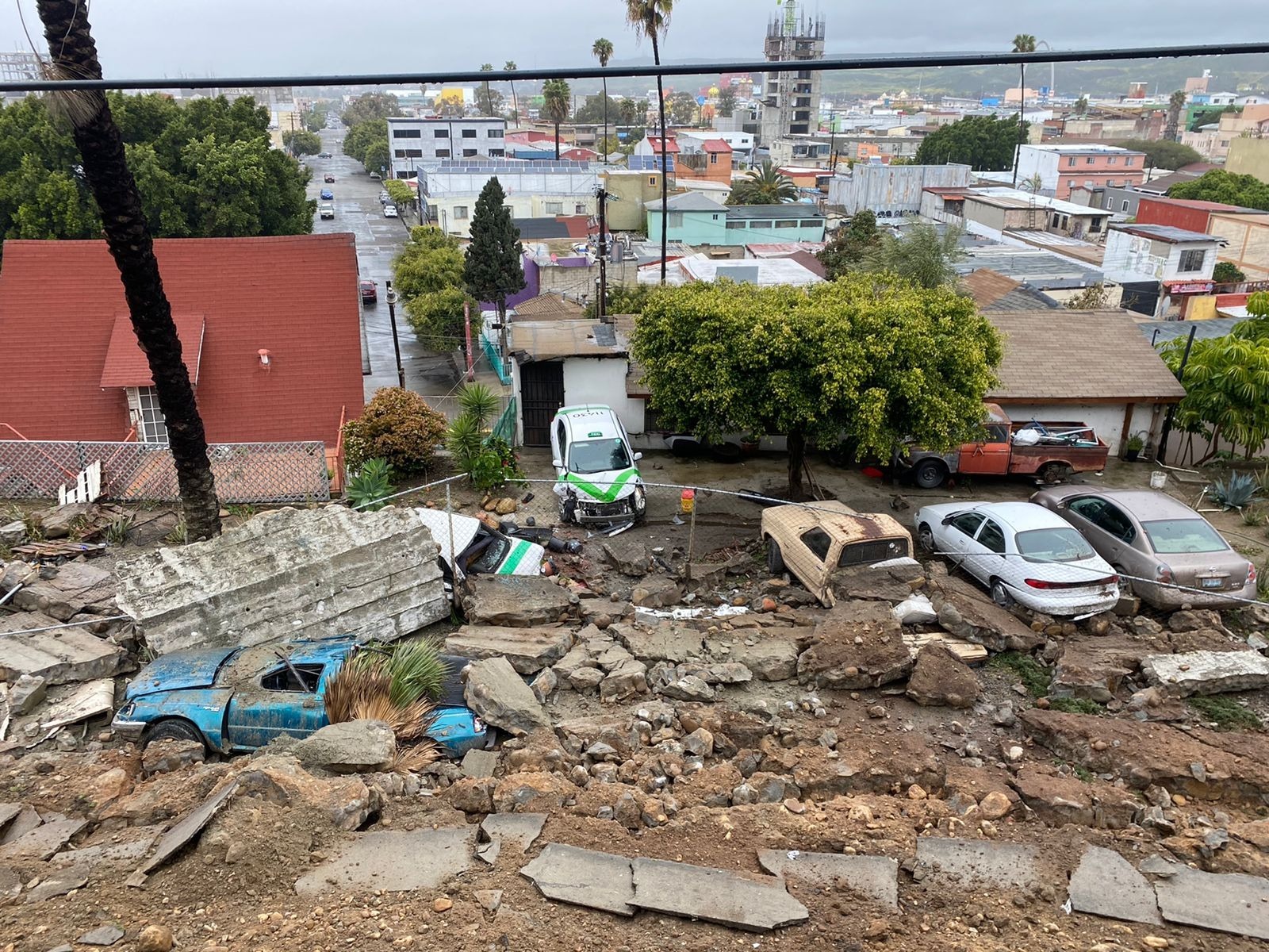 [VÍDEO] Derrumbes en Tijuana, sin víctimas mortales