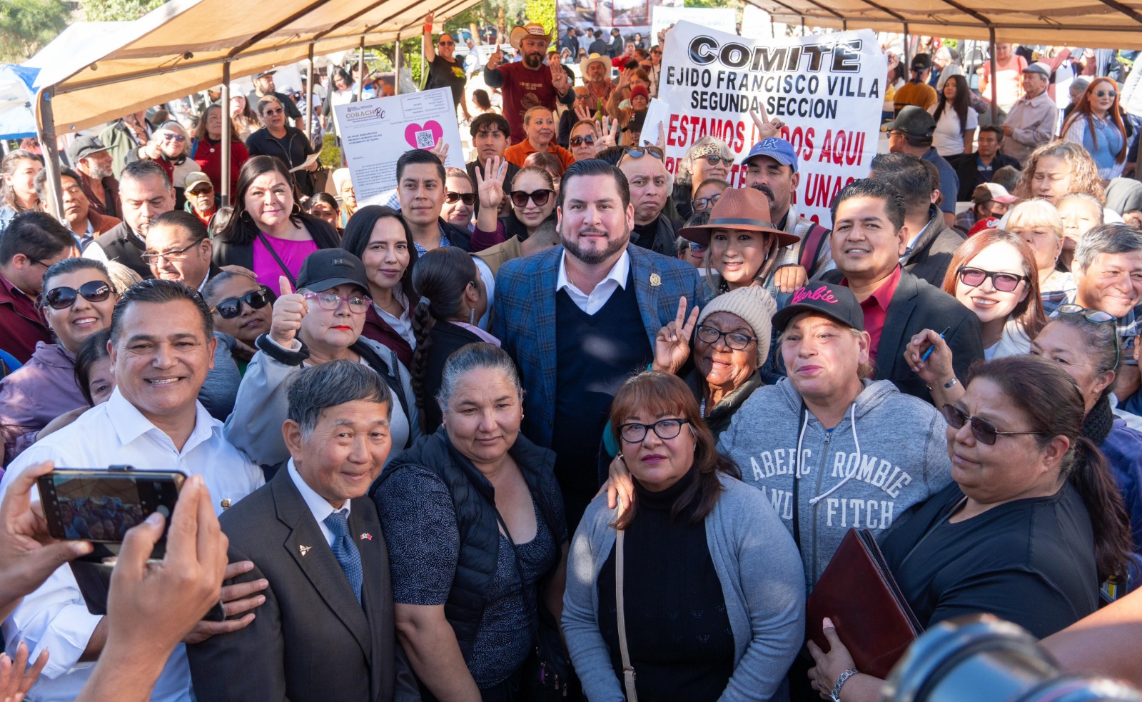 Encabeza alcalde Ismael Burgueño jornada de servicios en La Presa: Tijuana