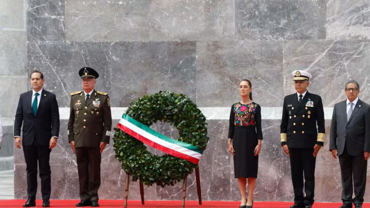 Sheinbaum encabeza ceremonia por los Niños Héroes y Fuerzas Armadas refrendan defensa de la soberanía
