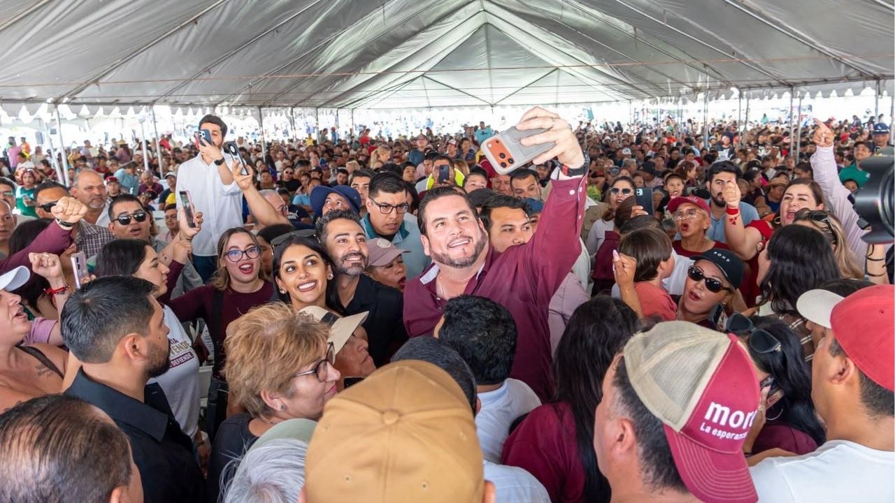 Reúne Burgueño a más de 5 mil personas en asamblea política en Tijuana