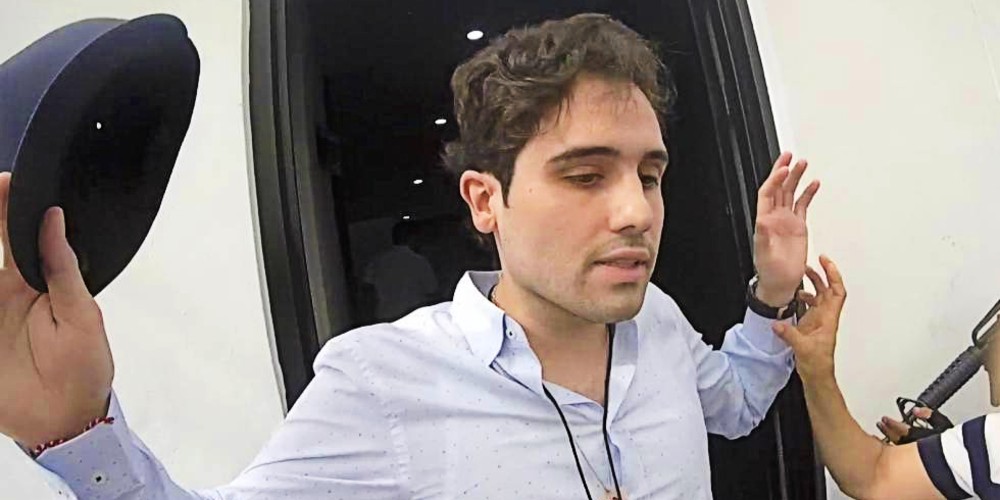 Tras el fallido operativo del 2019, conocido como el ‘Culiacanazo’, la madrugada de este jueves 5 de enero, Ovidio Guzmán, hijo de ‘El Chapo’ Guzmán, fue recapturado en Culiacán, Sinaloa, de acuerdo con fuentes federales.