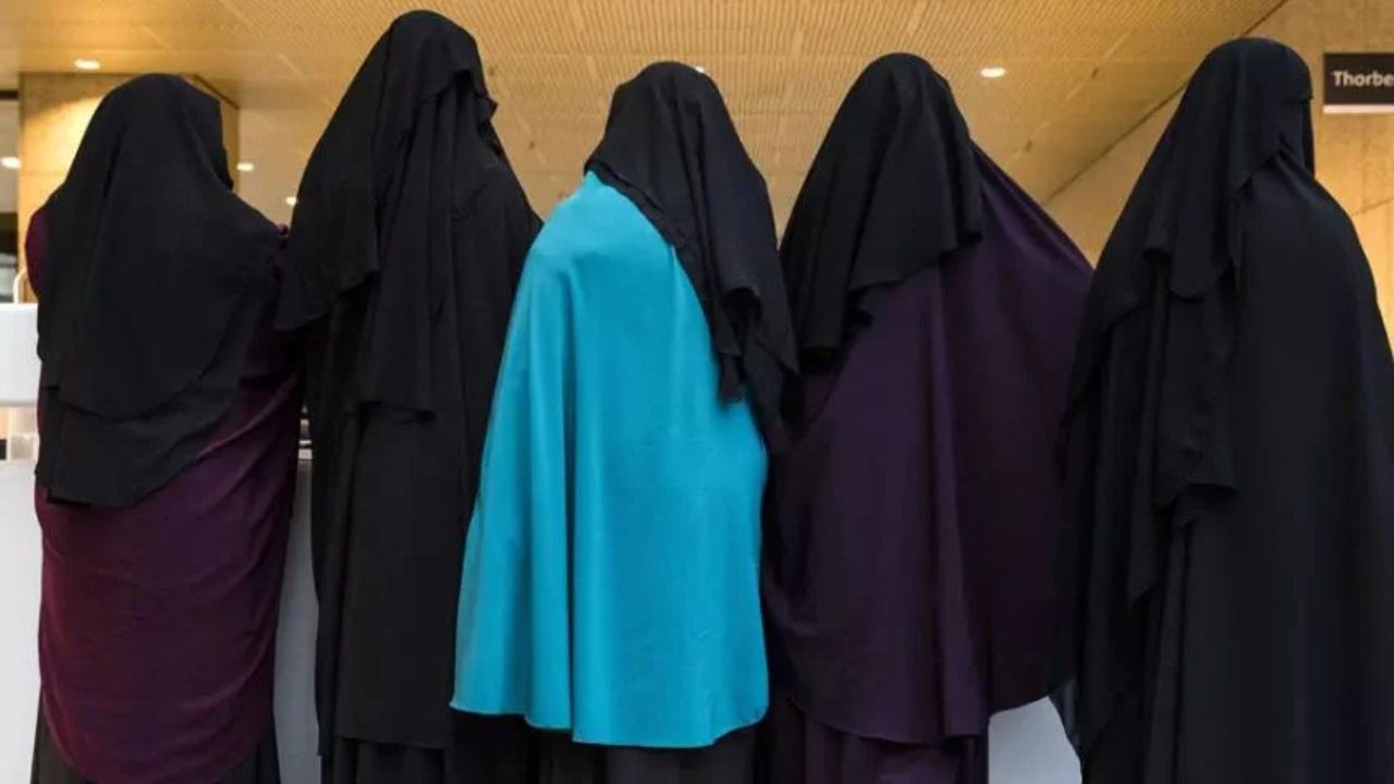 Italia plantea prohibir burka y niqab en escuelas y limitar alumnos extranjeros por aula